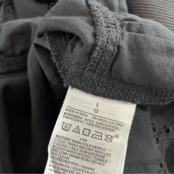 Elegant Black Women's Dress - Picture 10 of 11